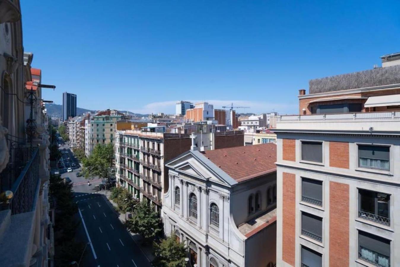 Salonga - 1 Bedroom And Balcony In Eixample Esquerra Barcelona Exterior photo